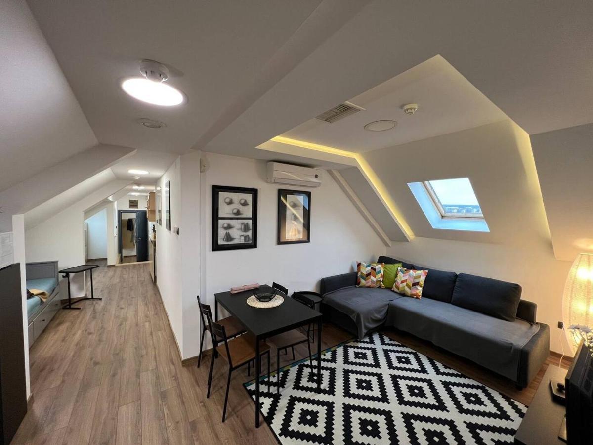 Main Square Apartment Beograd Bagian luar foto